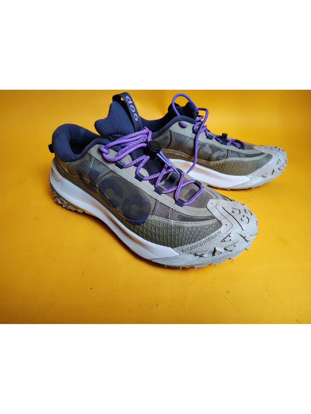 Nike ACG Mountain Fly 2 Low Gridiron Action Grape DV7903-200 Men's Size 9 Used